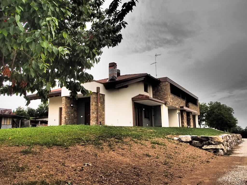 Alloggio Agrituristico Ai Tre Castelli Moruzzo Exterior foto